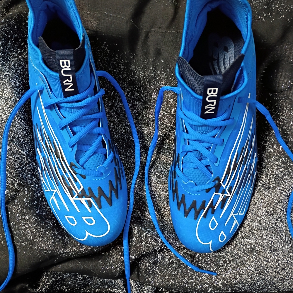 New Balance Men’s Blue Burn Lacrosse Cleats